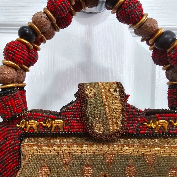 MARY FRANCES HANDMADE VINTAGE BAG - Picture 10 of 13